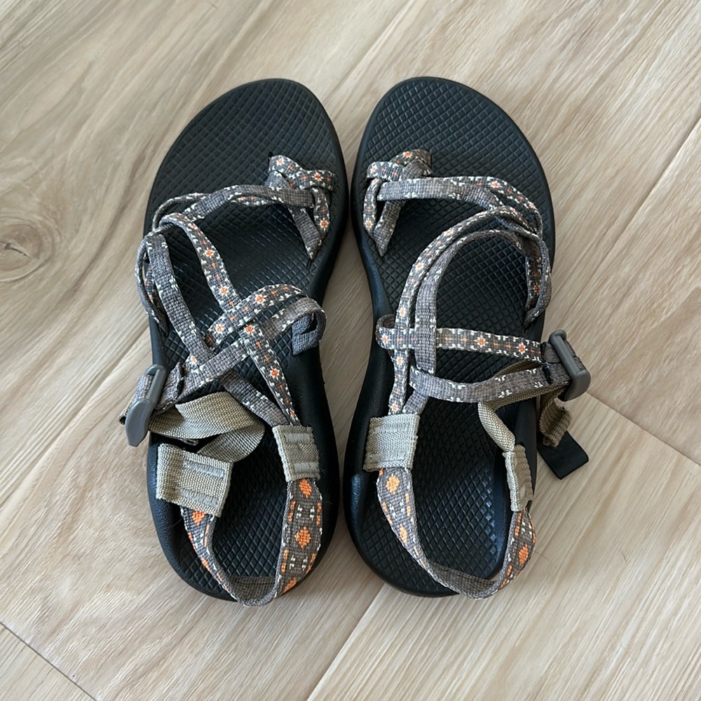 Chaco Women’s Slippers (Size 9)